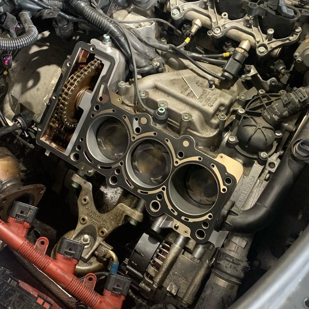 MIKOL GARAGE Updated October 2024 35 Photos 2010 Grandview Rd