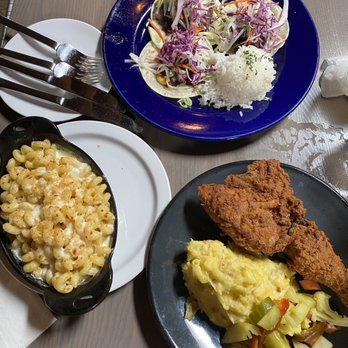 Third Street Social - Korean tacos, fried chicken, Gouda mac. - Bars Near Me - Lee's Summit, Missouri Third Street Social - Korean tacos, fried chicken, Gouda mac. - Bars Near Me - Lee's Summit, Missouri