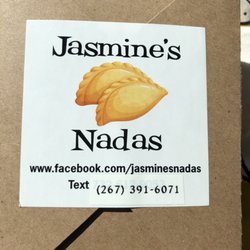Jasmine’s Nadas - Inside the farmers market