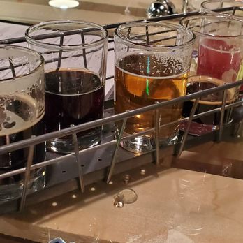 CraftHaus Brewery - First class flights - Breweries Near Me - Henderson, Nevada