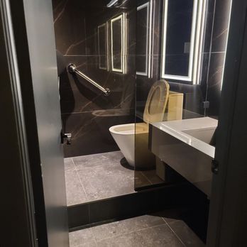 Nouilles de Lan Zhou - Bathroom - Chinese Near Me - Montreal, Quebec Nouilles de Lan Zhou - Bathroom - Chinese Near Me - Montreal, Quebec