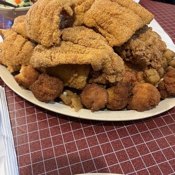 Catfish Kettle - Southern Near Me - Farmington, Missouri