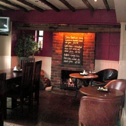 The Talbot - Front seats with a fireplace