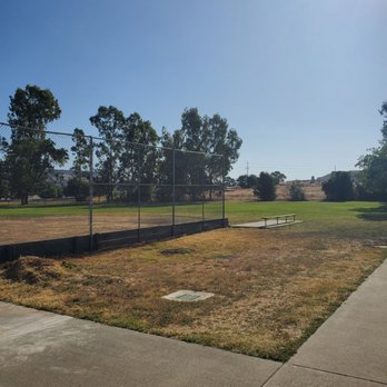Nelson Pool - Swimming Pools Near Me - Oroville, California