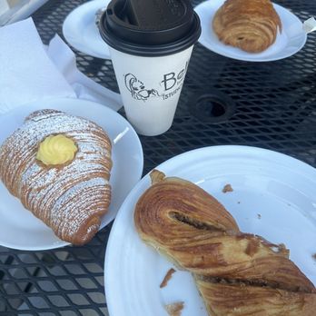 Belle Bakery Cafe - Croissant and cinnamon twist baked goods - Cafes Near Me - Studio City, California