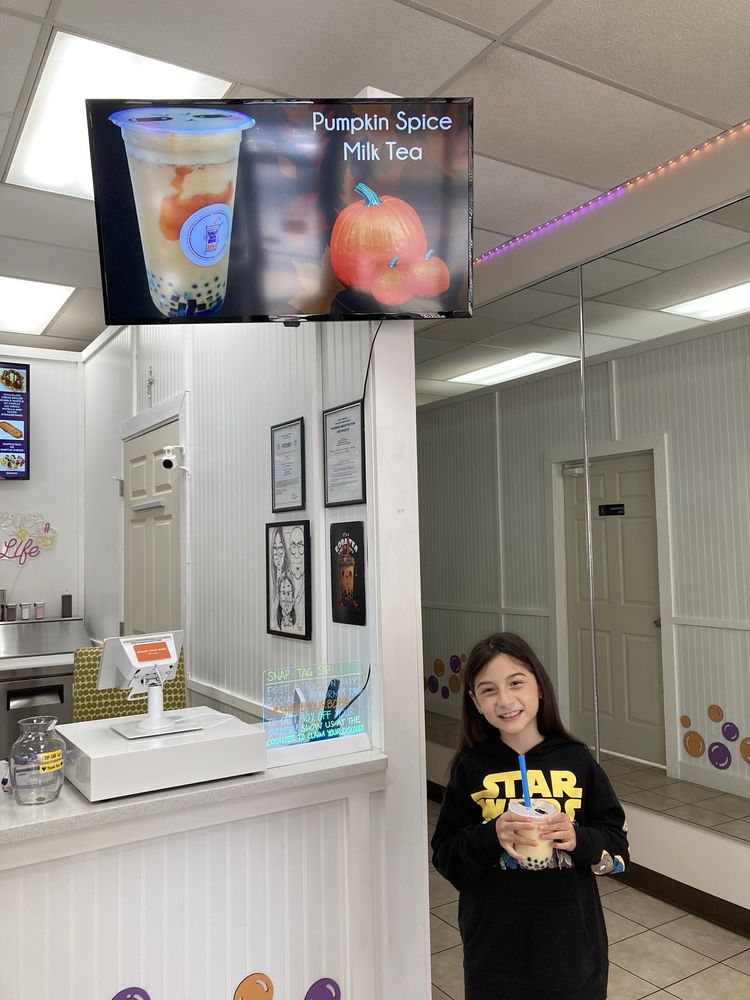 Shake Your Boba Logo