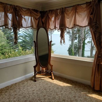 Monarch Cove Inn - A wall of windows with a gorgeous view - Hotels Near Me - Capitola, California Monarch Cove Inn - A wall of windows with a gorgeous view - Hotels Near Me - Capitola, California