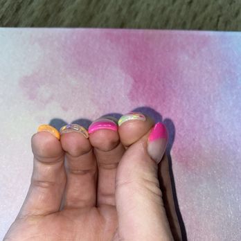 Silver Nails - Nail Salons Near Me - Oconomowoc, Wisconsin