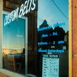Tom's Shoe Repair - Business hours