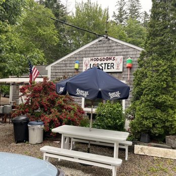 Hodgdon Seafood - outside street view of restaurant. - Seafood Markets Near Me - Seal Cove, Maine