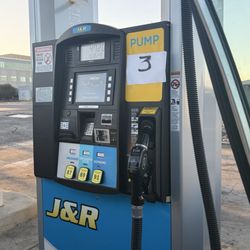 J & R Gas Mini - Market - Finally! A new pump machine