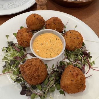 Crackings - Destin - Crab fritters - Breakfast & Brunch Near Me - Destin, Florida Crackings - Destin - Crab fritters - Breakfast & Brunch Near Me - Destin, Florida