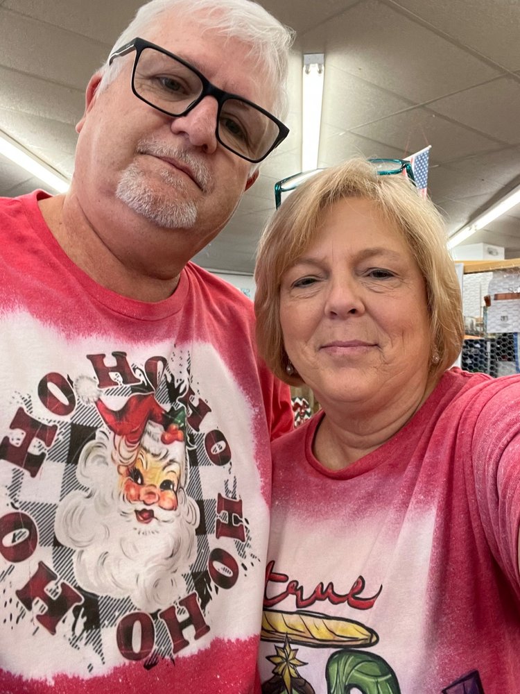 TRINKETS N TREASURES Updated August 2024 425 S McCleskey St, Boaz