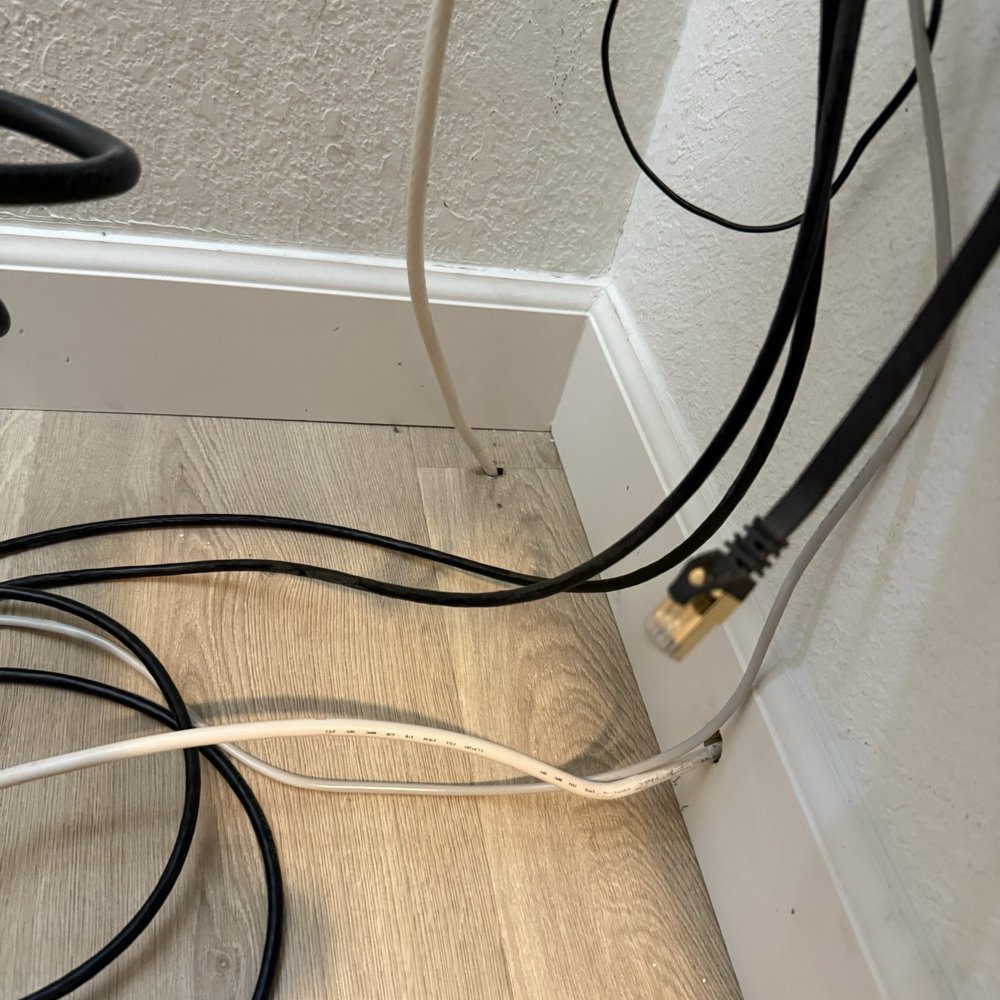 Hernandez Wholesale Flooring - Laminate floor with great cable wire cut out - Flooring Near Me - Commerce, California Hernandez Wholesale Flooring - Laminate floor with great cable wire cut out - Flooring Near Me - Commerce, California