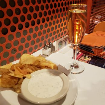 Trio Restaurant - Brut and homemade potato chips - New American Near Me - Palm Springs, California Trio Restaurant - Brut and homemade potato chips - New American Near Me - Palm Springs, California