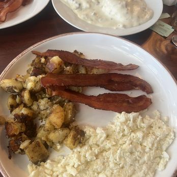 Silverback Breakfast & Cafe - Biscuits and gravy - Cafes Near Me - Vista, California Silverback Breakfast & Cafe - Biscuits and gravy - Cafes Near Me - Vista, California