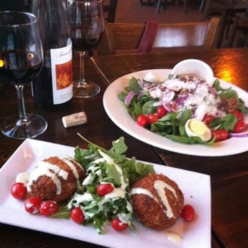 Ah' Pizz - Crab cakes & salad - Pizza Near Me - Montclair, New Jersey