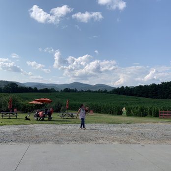 Grandad's Apples - Awesome property - Attraction Farms Near Me - Hendersonville, North Carolina Grandad's Apples - Awesome property - Attraction Farms Near Me - Hendersonville, North Carolina
