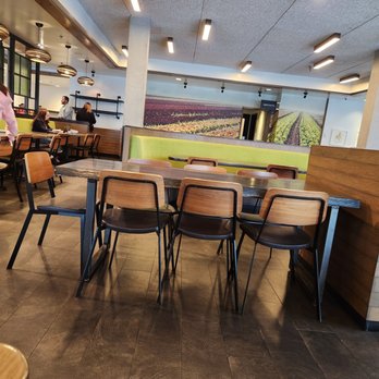 Tender Greens - Near empty, now I know why. - New American Near Me - Torrance, California Tender Greens - Near empty, now I know why. - New American Near Me - Torrance, California