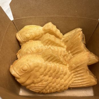 With Love, - Taiyaki (custard) - Ice Cream & Frozen Yogurt Near Me - San Gabriel, California