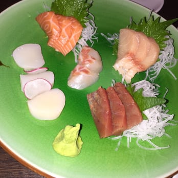 Yida Sushi - Sashimi Special Platter - Sushi Bars Near Me - London, XGL