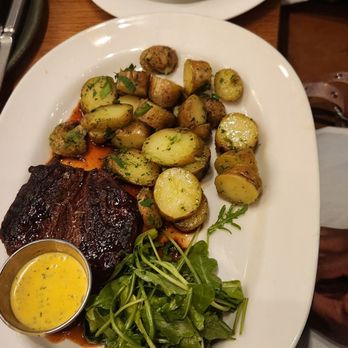The Select - Salmon, potatoes, and macaroni and cheese - Mediterranean Near Me - Sandy Springs, Georgia