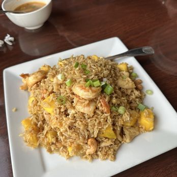 Pinto Thai Bistro - Mango Fried Rice - Thai Near Me - Roseville, California