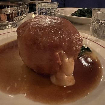 bistrot des tournelles - Cordon bleu de volaille, comté & jambon Prince de Paris 30,00€ - Restaurants Near Me - Paris