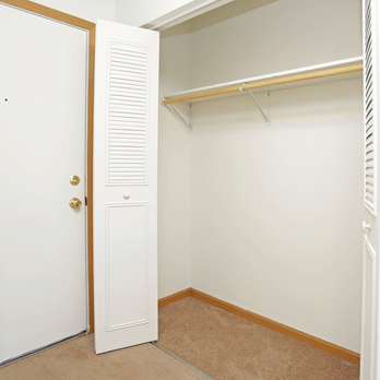 Hickory Ridge Apartments - Apartments Near Me - Merrillville, Indiana Hickory Ridge Apartments - Apartments Near Me - Merrillville, Indiana