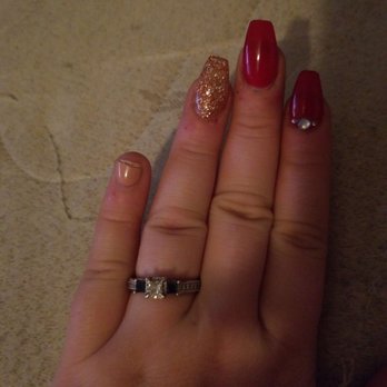 Angels Nails & Spa - Nail Salons Near Me - Chico, California