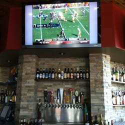 CP Between The Lakes - Corner Pub