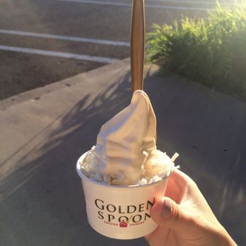 Golden Spoon La Mesa - Vanilla froyo with coconut and yogurt chips - Ice Cream & Frozen Yogurt Near Me - La Mesa, California