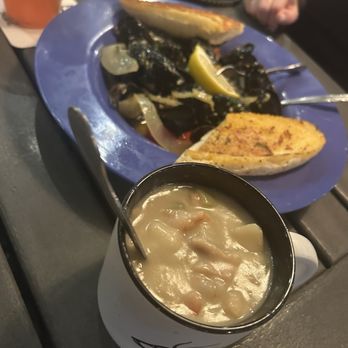 Dixie Fish Co - Mussels - Seafood Near Me - Fort Myers Beach, Florida Dixie Fish Co - Mussels - Seafood Near Me - Fort Myers Beach, Florida