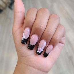 $65 GelX w/design by Yen $65 GelX w/design by Yen