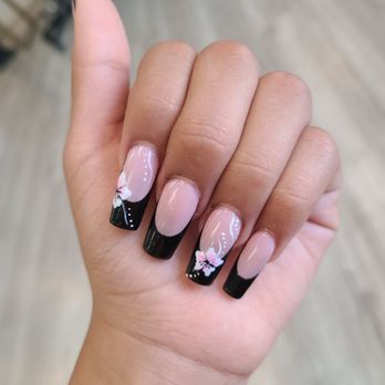 Polished Nail Lounge - $65 GelX w/design by Yen - Nail Salons Near Me - Orange, California Polished Nail Lounge - $65 GelX w/design by Yen - Nail Salons Near Me - Orange, California