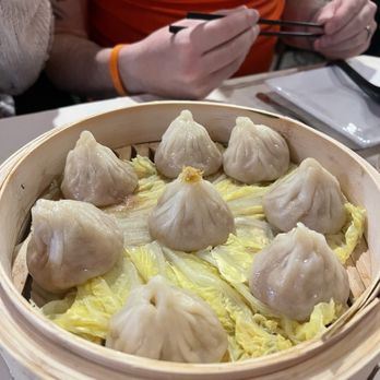 Hing Kee Restaurant - Siu Mai Shrimp & Pork Soup Dumplings - Vietnamese Near Me - Chicago, Illinois Hing Kee Restaurant - Siu Mai Shrimp & Pork Soup Dumplings - Vietnamese Near Me - Chicago, Illinois