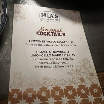 Mia's Italian Kitchen - Seasonal cocktail menus - Pizza Near Me - Alexandria, Virginia Mia's Italian Kitchen - Seasonal cocktail menus - Pizza Near Me - Alexandria, Virginia