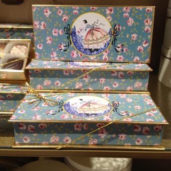 Mary - Chocolatiers & Shops Near Me - Antwerp, VAN