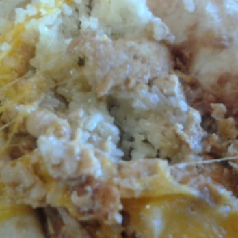 Del Taco - This is the composition of Del Taco's Spicy Grilled Chicken Burrito, which had a grainy taste and is good with extra hot sauce. - Fast Food Near Me - Tehachapi, California