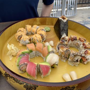 Jino Sushi - Rainbow roll, can't remember the rest - Sushi Bars Near Me - Dallastown, Pennsylvania