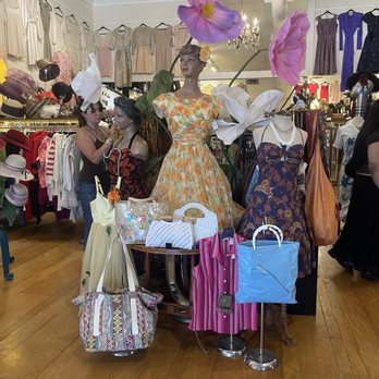Elsewhere Vintage - Used, Vintage & Consignment Near Me - Orange, California Elsewhere Vintage - Used, Vintage & Consignment Near Me - Orange, California
