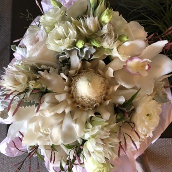 Bella Bloom - Florists Near Me - Kihei, Hawaii