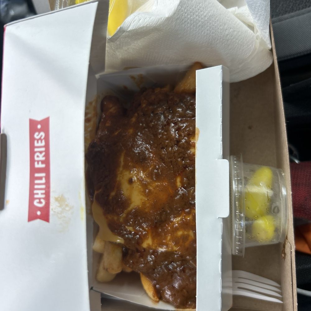 Chili Cheese Fries $8 Chili Cheese Fries $8