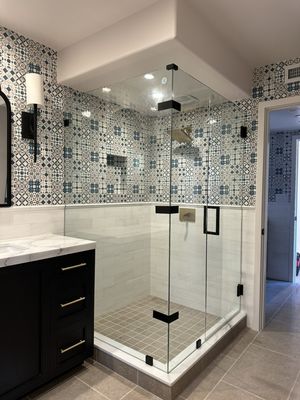 Custom Heavy Glass in Carmel By The Sea - New construction home needed some glass shower doors so they knew who to call! Heavy glass showers with matte black hardware! Glass was fabricated in about a week and took only one day installation for both made this homeowner happy!