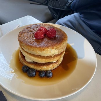Locals - Vegan pancakes - Breakfast & Brunch Near Me - Amsterdam, New Hampshire Locals - Vegan pancakes - Breakfast & Brunch Near Me - Amsterdam, New Hampshire
