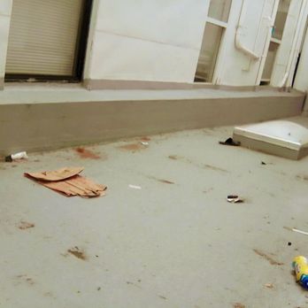 Folsom Residences - Small courtyard full of trash, dust & hair. I've been asking a manager (who lives on the property) to sweep it for about 6 times-didn't help - Apartments Near Me - San Francisco, California Folsom Residences - Small courtyard full of trash, dust & hair. I've been asking a manager (who lives on the property) to sweep it for about 6 times-didn't help - Apartments Near Me - San Francisco, California