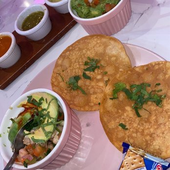 Taquero Mucho - Shrimp ceviche and guacamole - Tacos Near Me - Austin, Texas Taquero Mucho - Shrimp ceviche and guacamole - Tacos Near Me - Austin, Texas