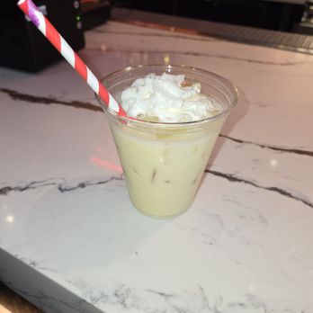 Frosty's Christmas Bar - Bars Near Me - Houston, Texas