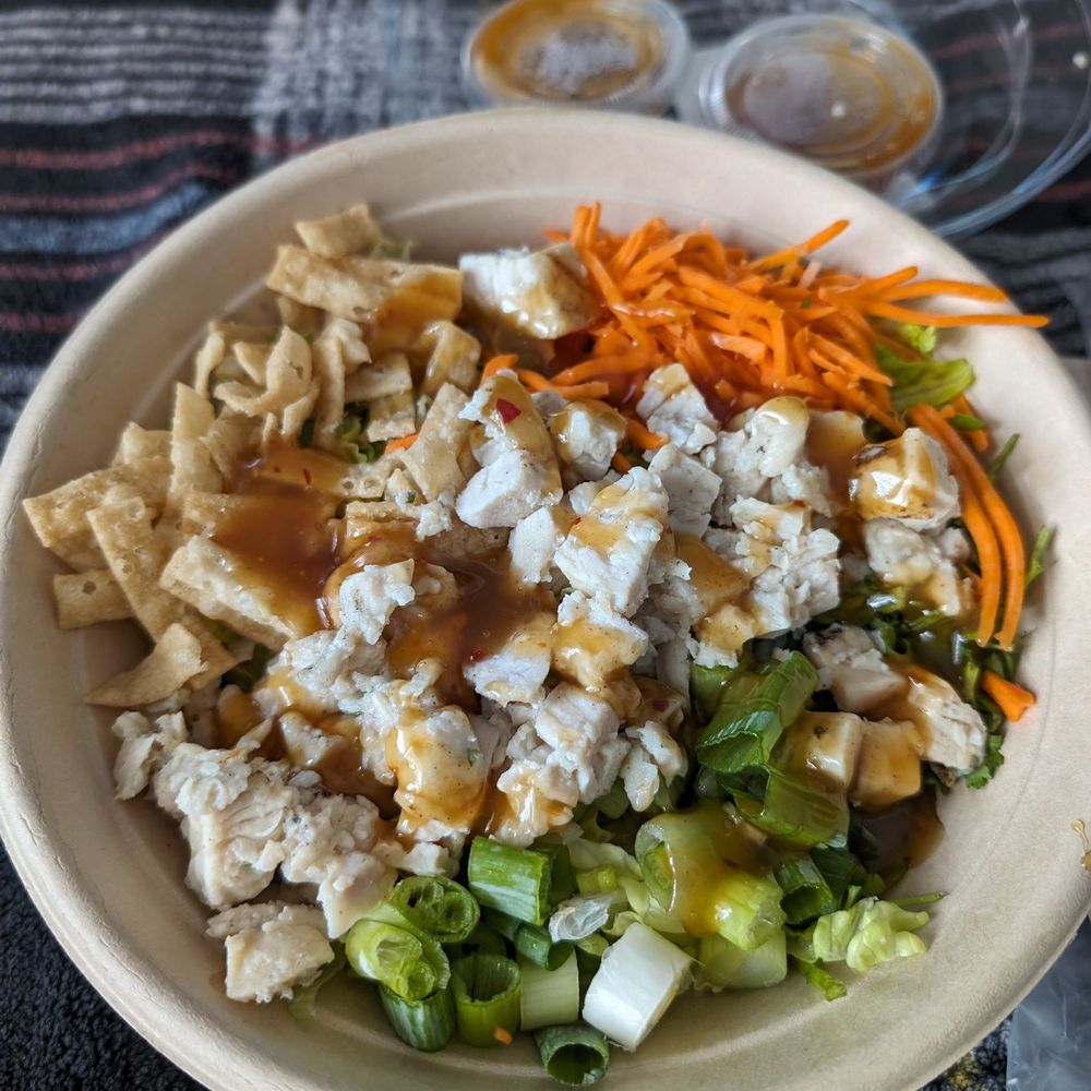Tropical Smoothie Cafe - Chicken Pai Thai salad!! Absolutely Delicious! Thank you Tracy and your team at this location on horizon Drive - Juice Bars & Smoothies Near Me - Henderson, Nevada Tropical Smoothie Cafe - Chicken Pai Thai salad!! Absolutely Delicious! Thank you Tracy and your team at this location on horizon Drive - Juice Bars & Smoothies Near Me - Henderson, Nevada