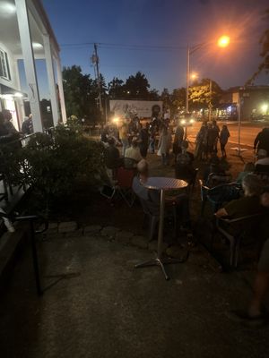 Mac's Restaurant & Nightclub